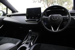 2020 Toyota
Corolla ZR Hybrid