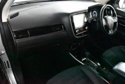 2019 Mitsubishi
Outlander LS
