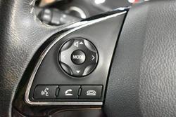 2019 Mitsubishi
                Outlander LS