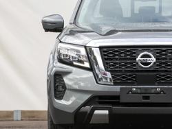 2025 Nissan
Navara ST-X DUAL CAB
