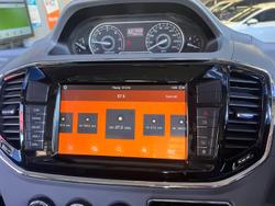 2022 LDV V80 Blanc White