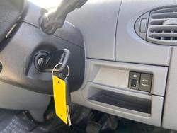 2022 LDV V80 Blanc White