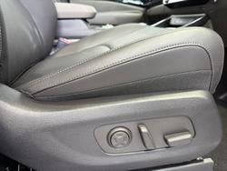 2024 Kia Carnival GT-Line HEV