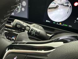 2024 Kia Carnival GT-Line HEV