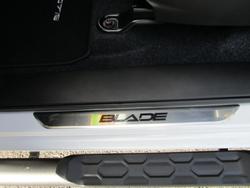 2025 Isuzu
D-MAX BLADE