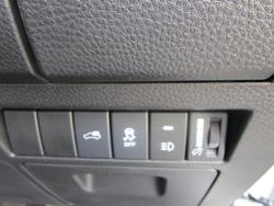 2025 Isuzu
D-MAX BLADE
