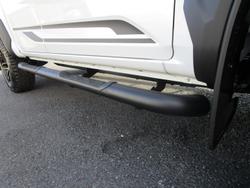 2025 Isuzu
D-MAX BLADE
