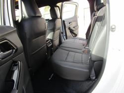 2025 Isuzu
D-MAX BLADE