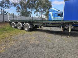 2005 Southern Cross 41 Foot Flat Deck Green