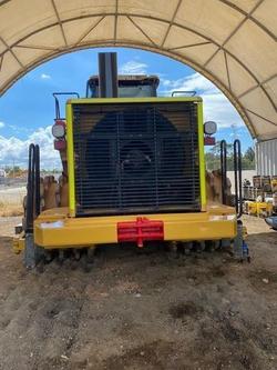 2007 Caterpillar
                825H 