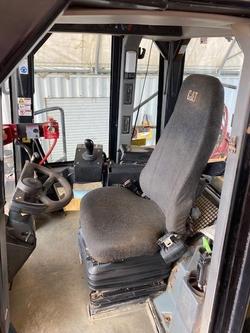2007 Caterpillar
                825H 
