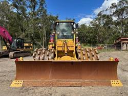 2007 Caterpillar
                825H 