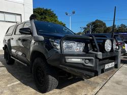 2018 Toyota
Hilux Rugged X