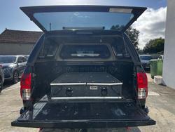 2018 Toyota
Hilux Rugged X