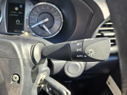 2022 Toyota
Hilux SR