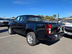 2024 Isuzu
D-MAX LS-M