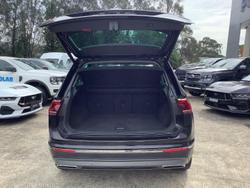 2018 Volkswagen
                Tiguan 162TSI Highline