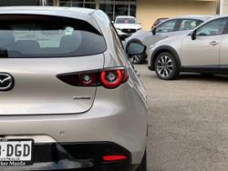 2025 Mazda
3 G20 Pure