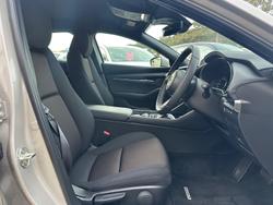 2025 Mazda
3 G20 Pure