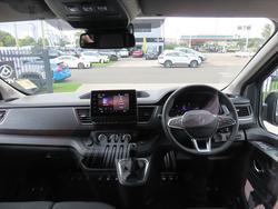 2025 Renault Trafic Premium