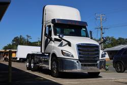 2024 Freightliner Cascadia 126 White