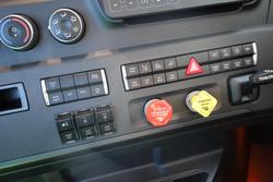 2024 Freightliner Cascadia 126 White