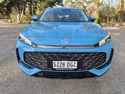 2025 MG
HS Excite