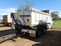 2012 Freightliner Cst112