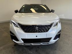 2019 Peugeot
                3008 GT Line