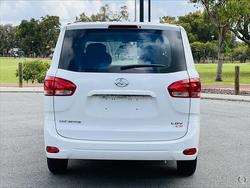 2025 LDV
                G10 