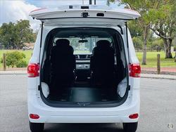 2025 LDV
                G10 