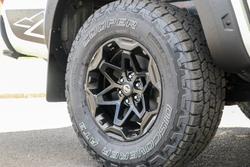 2024 Nissan
Navara PRO-4X WARRIOR DUAL