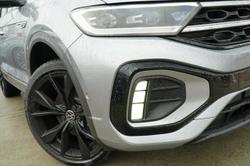 2025 Volkswagen
T-roc