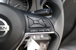 2024 Nissan
Navara SL Warrior