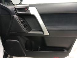 2023 Toyota
Landcruiser Prado GX