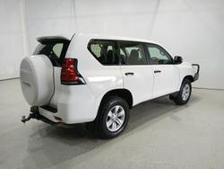 2023 Toyota
Landcruiser Prado GX