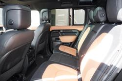 2024 Land Rover
                Defender 110 P400 X-Dynamic HSE