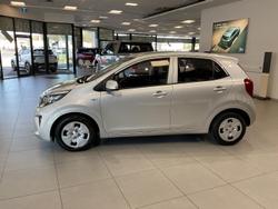 2022 Kia
Picanto S