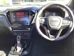 2025 Isuzu
                D-MAX X-TERRAIN