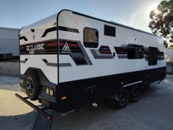 New AGE Caravans OZ Classic MY25 Full Composite Ensuite Couples VAN