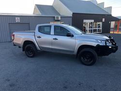 2020 Mitsubishi
Triton GLX