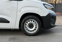 2024 Peugeot Partner Pro