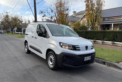 2024 Peugeot Partner Pro