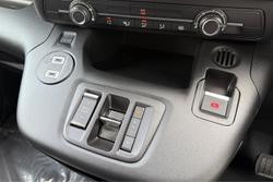 2024 Peugeot
Partner Pro
