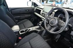 2025 Mitsubishi
Triton GLX+
