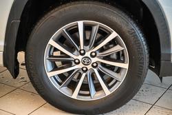 2019 Toyota
                Kluger GXL
