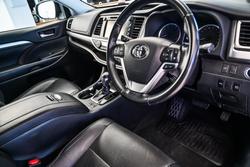 2019 Toyota
                Kluger GXL