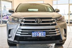 2019 Toyota
                Kluger GXL