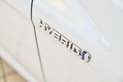 2020 Toyota
Camry Ascent