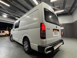 2017 Toyota
Hiace